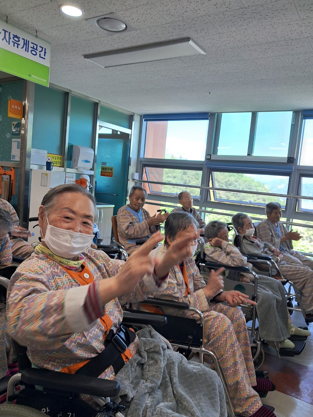 KakaoTalk_20250518_153449954_08