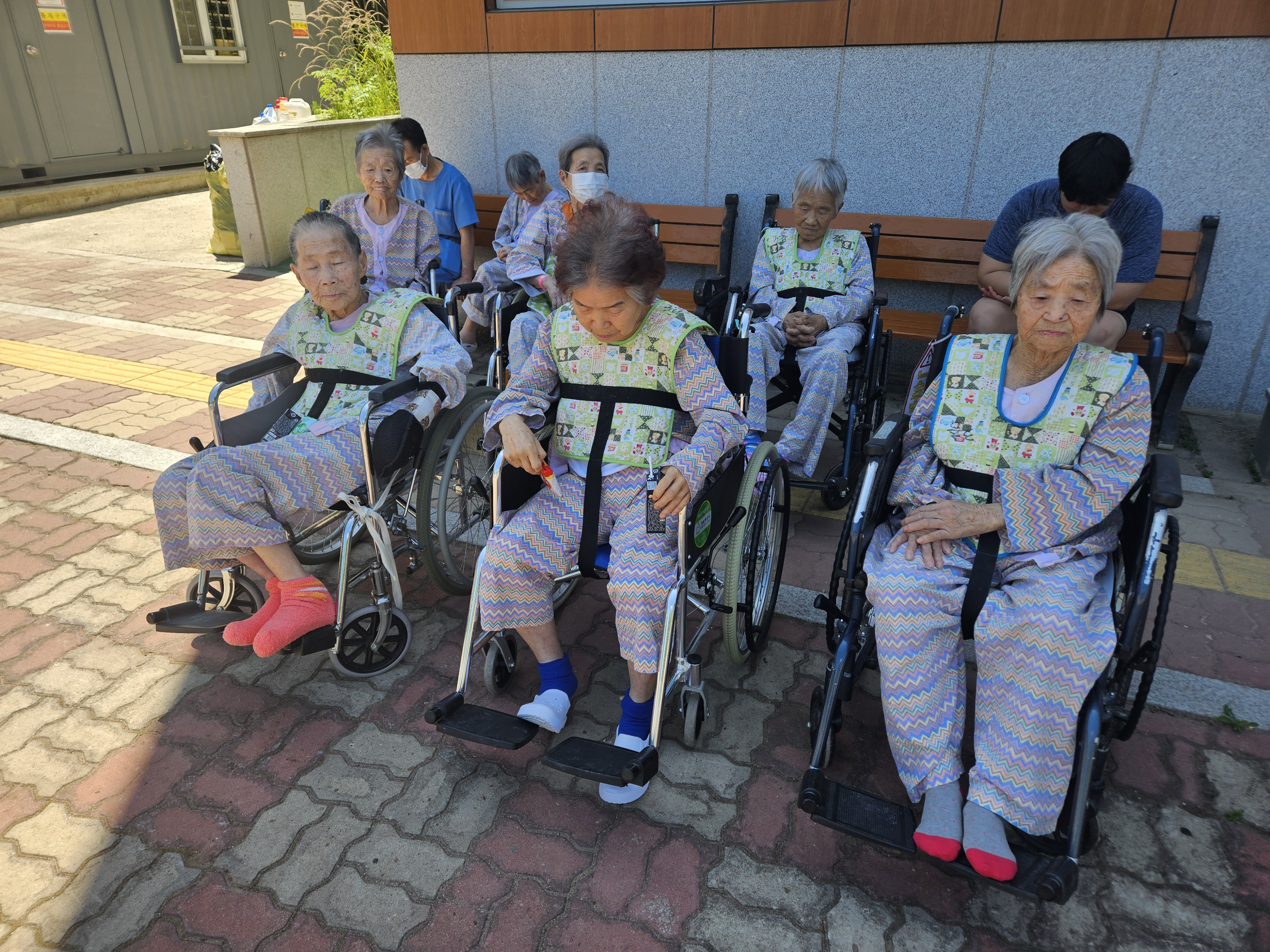 KakaoTalk_20250611_140117511_03