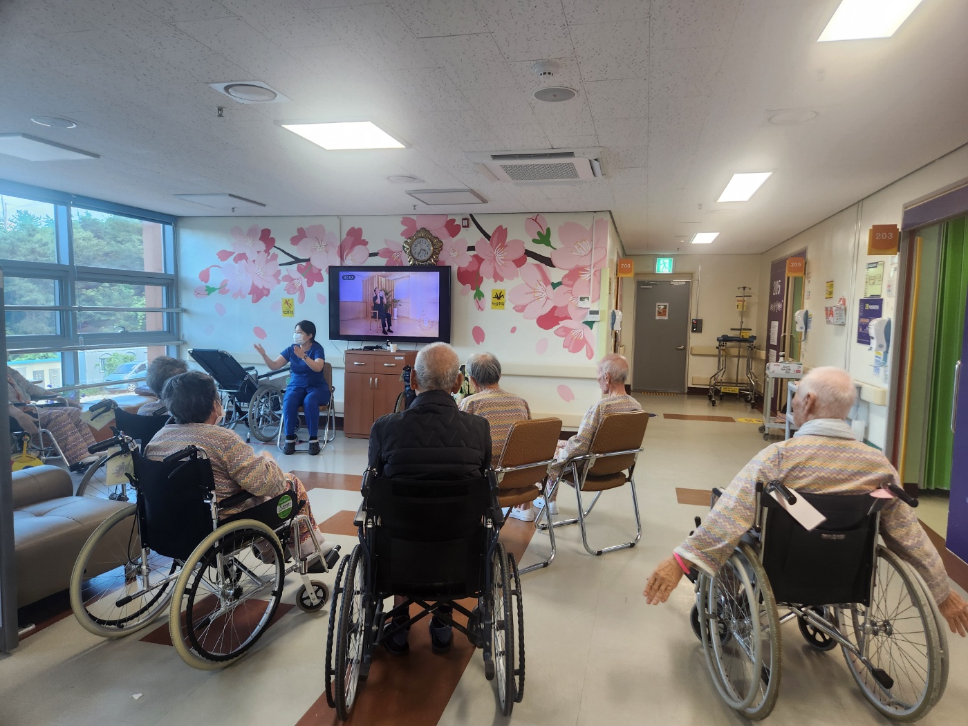 KakaoTalk_20250710_162704571_07