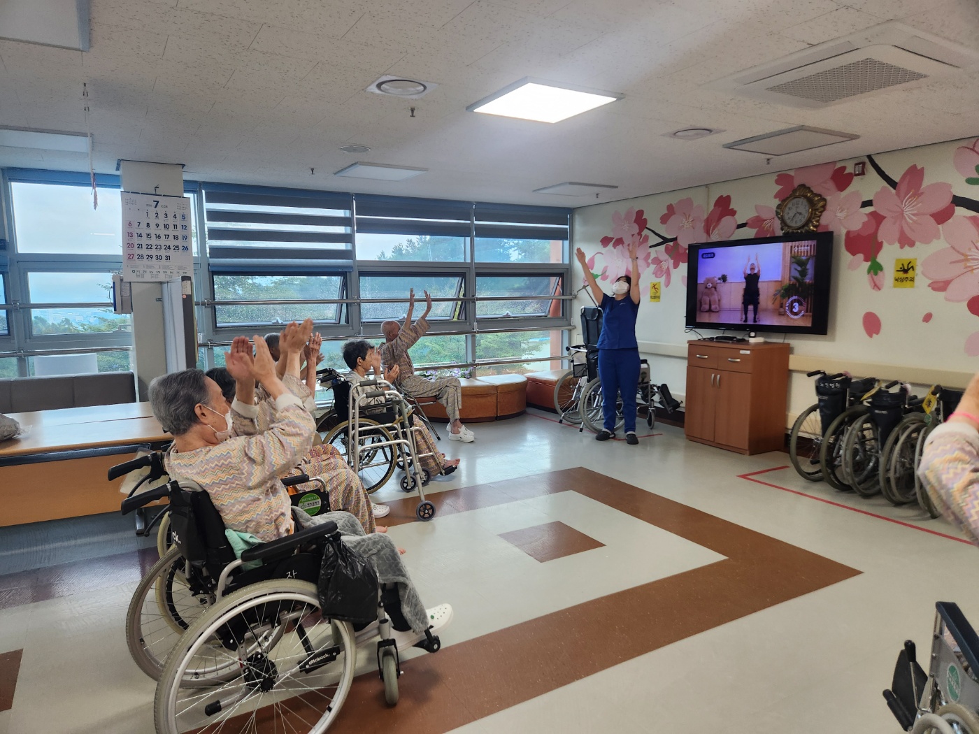 KakaoTalk_20250716_162227189_04