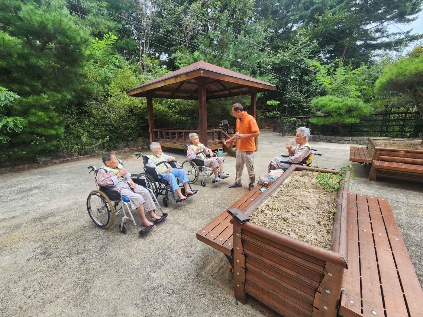 KakaoTalk_20250908_113309765_03